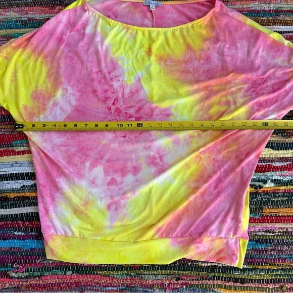 White Birch Tie-Dye Pink and Yellow Short Sleeve Top Medium - Picture 9 of 10